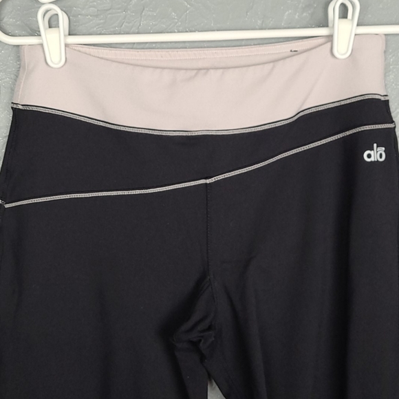 ALO YOGA Black Pants Contrast Waistband - Picture 2 of 5